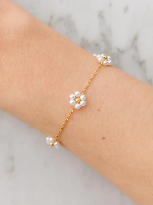 Luna Daisy Bracelet