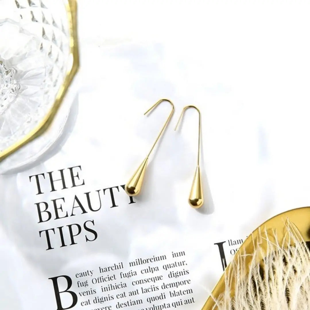 Maria Teardrop Earrings